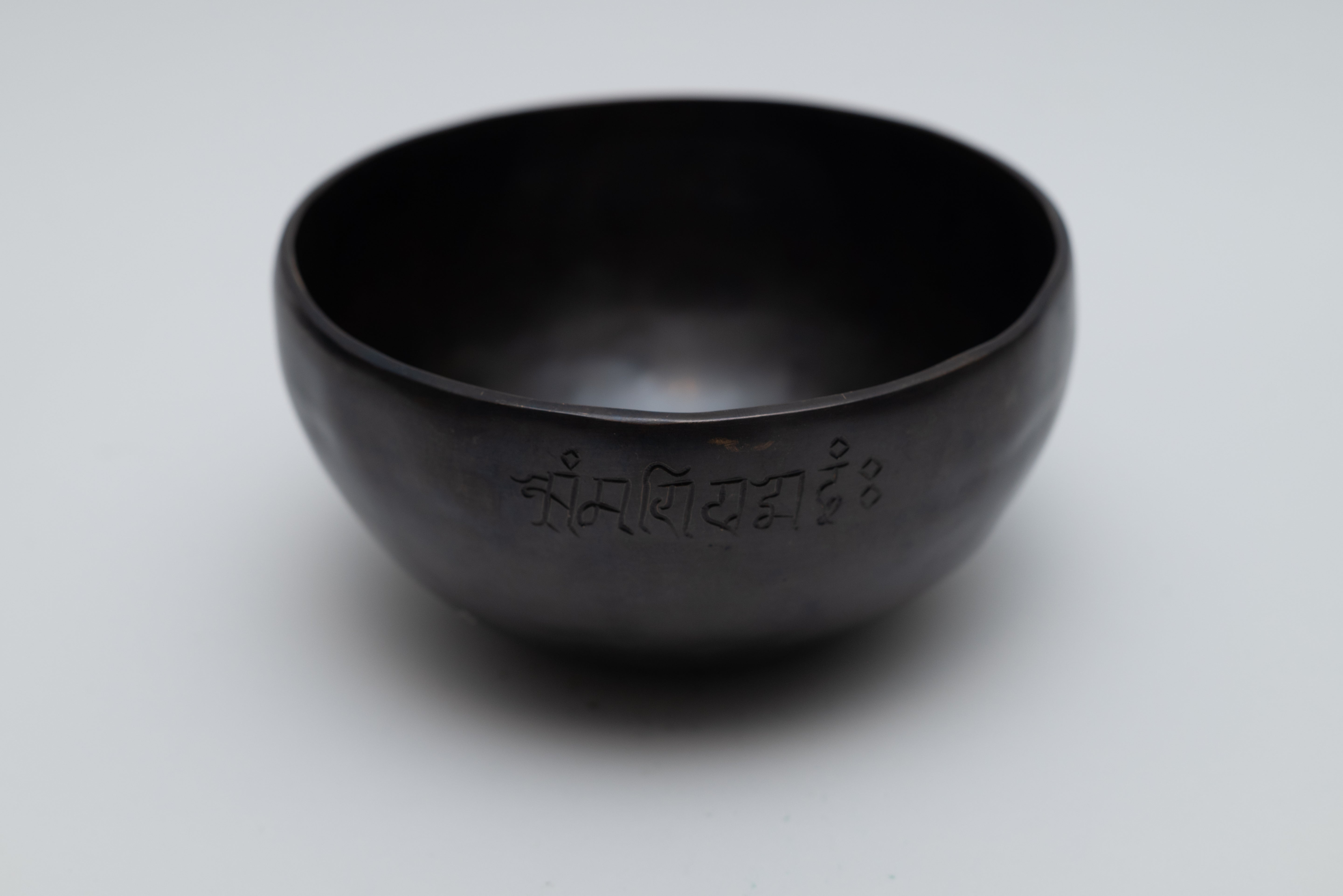 Singing Bowl - Ying Yang Black image 7