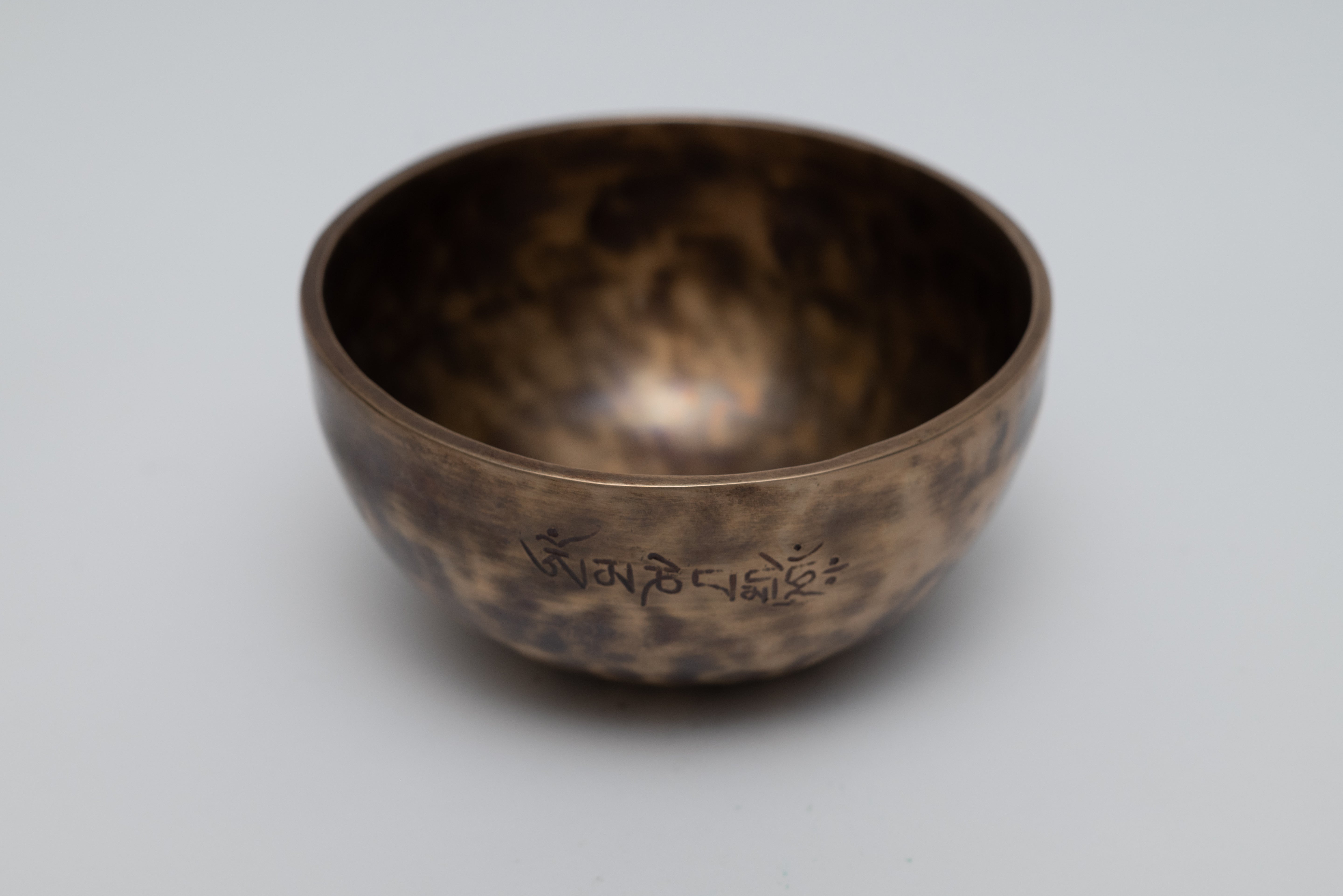 Singing Bowl - Full moon Hammered image 4