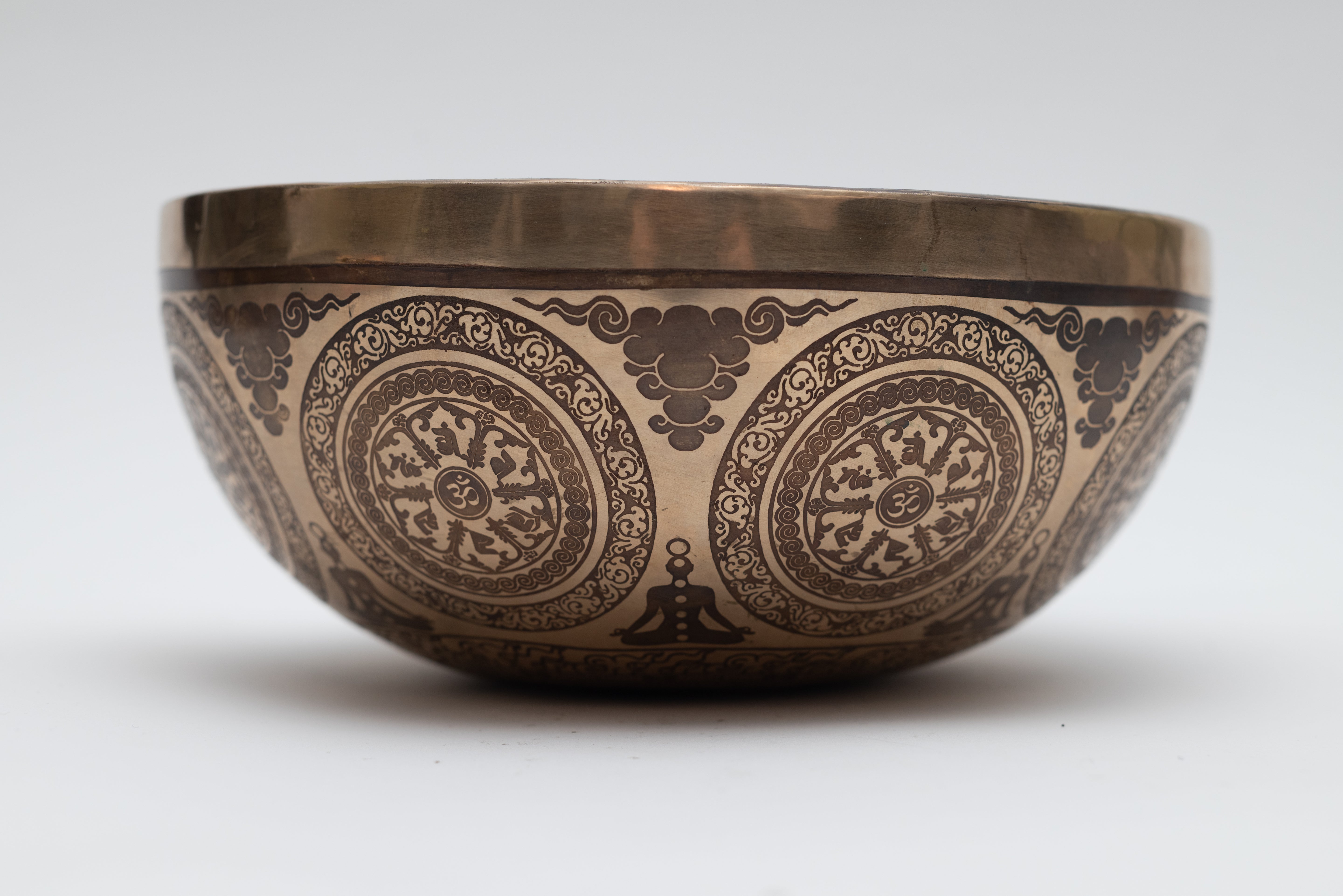 Singing Bowl - Engraved Buddha image 3