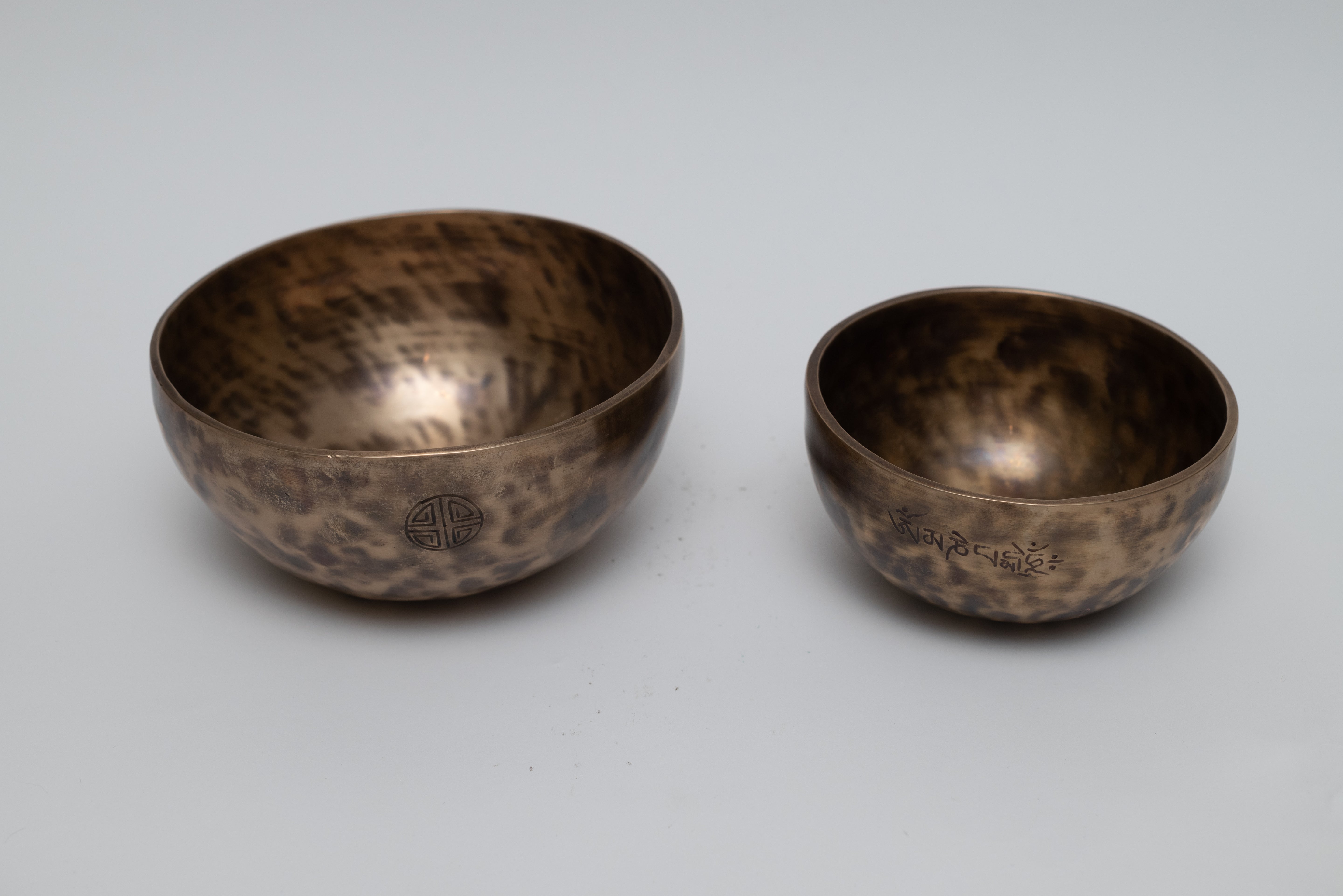 Singing Bowl - Full moon Hammered image 6
